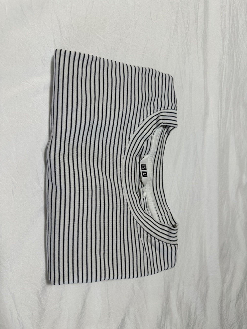 Uniqlo Black and White Striped Short Sleeve Tee Women’s